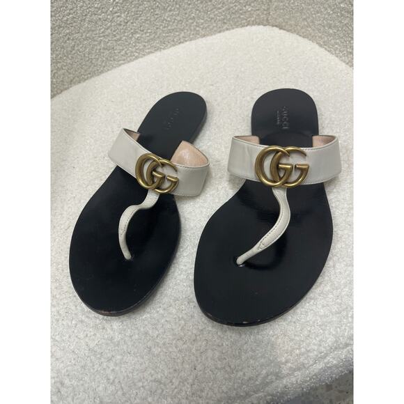 Gucci Shoes - Gucci White Leather GG Logo Thong Sandals - Size 37